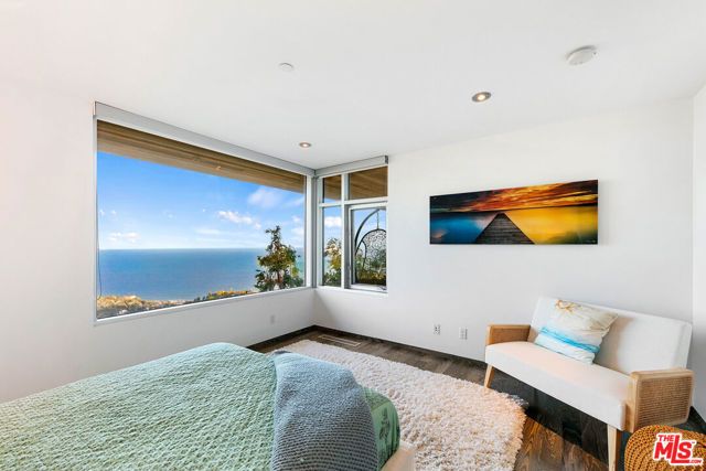 21766 Azurelee Drive, Malibu, CA 90265