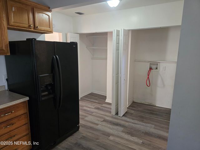 905 ETHAN ALLEN Street, Jacksonville, FL 32208