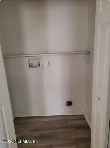 905 ETHAN ALLEN Street, Jacksonville, FL 32208