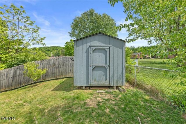 145 Homestead Drive, Bristol, VA 24201