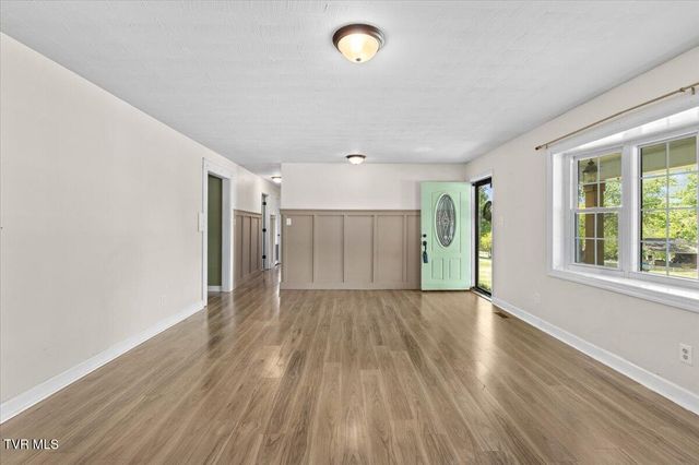145 Homestead Drive, Bristol, VA 24201