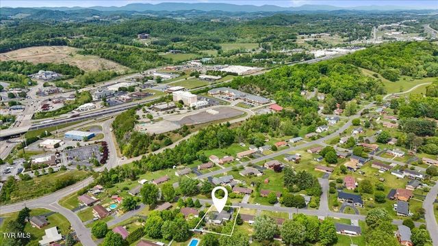 145 Homestead Drive, Bristol, VA 24201