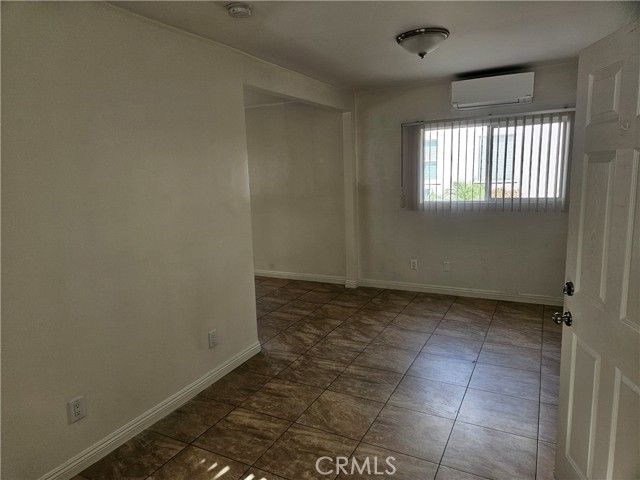 3810 W Heffron Drive B, Burbank, CA 91505