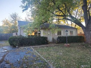 1402 Richard Drive, Cahokia, IL 62206