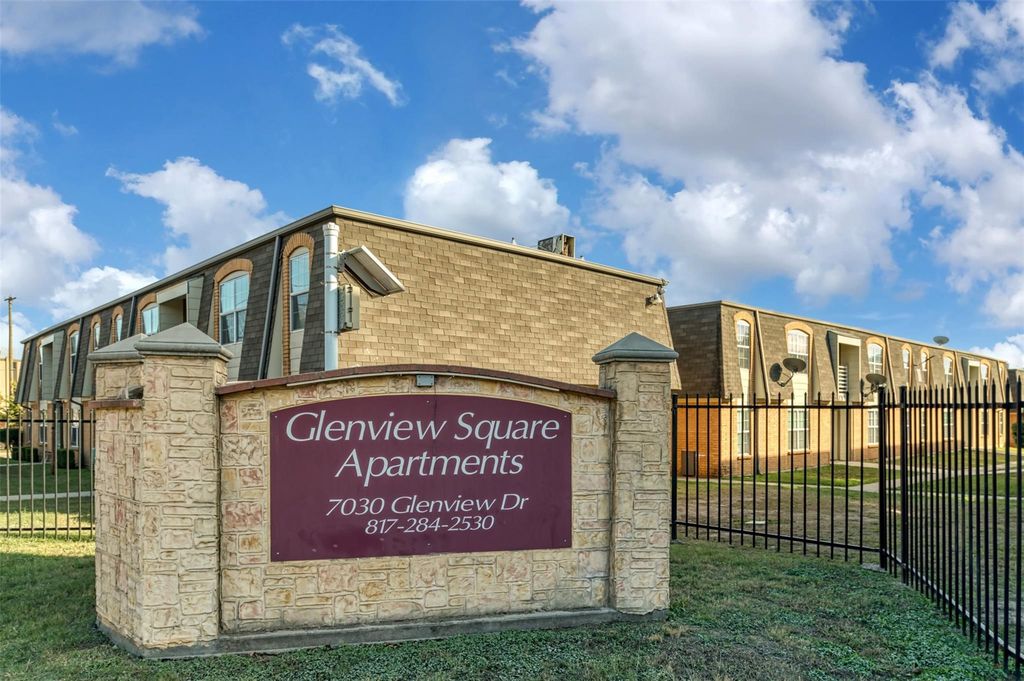 7030 Glenview Drive 62, North Richland Hills, TX 76180