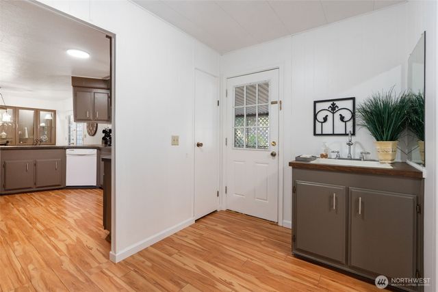 5516 Chelan Lane SE, Lacey, WA 98503