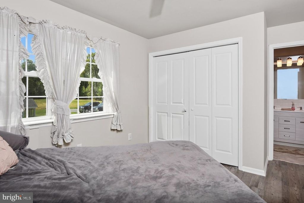 Image 30 of property listing at 34203 CYPRESS RD, Millington, MD 21651