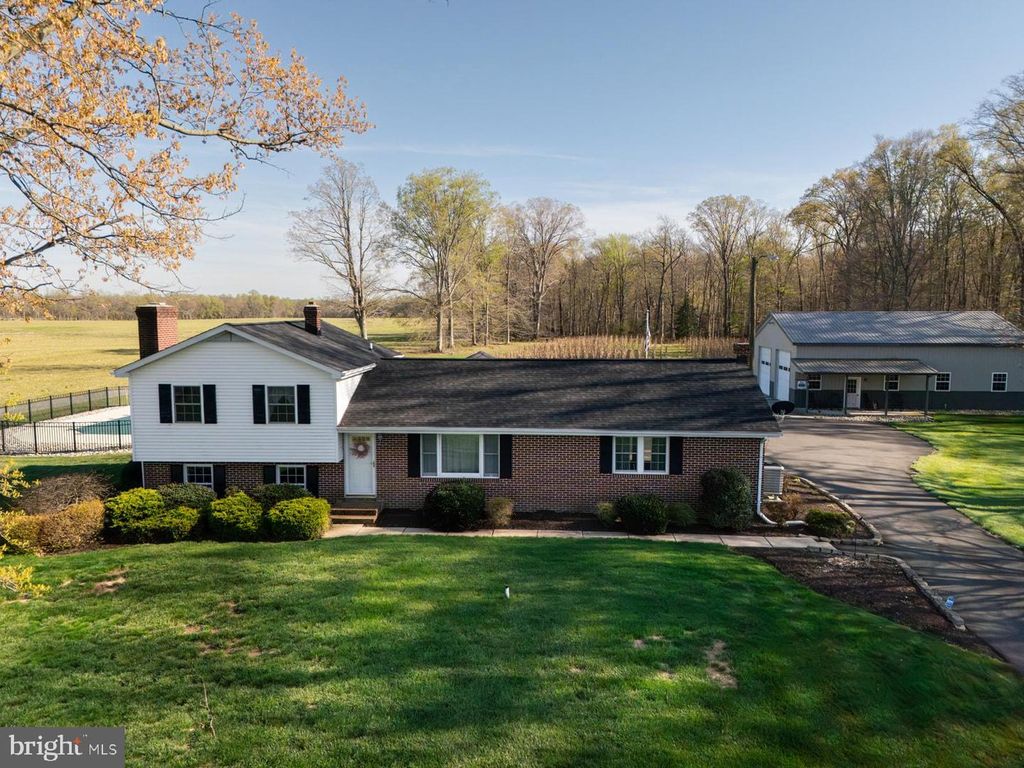 Image 51 of property listing at 34203 CYPRESS RD, Millington, MD 21651