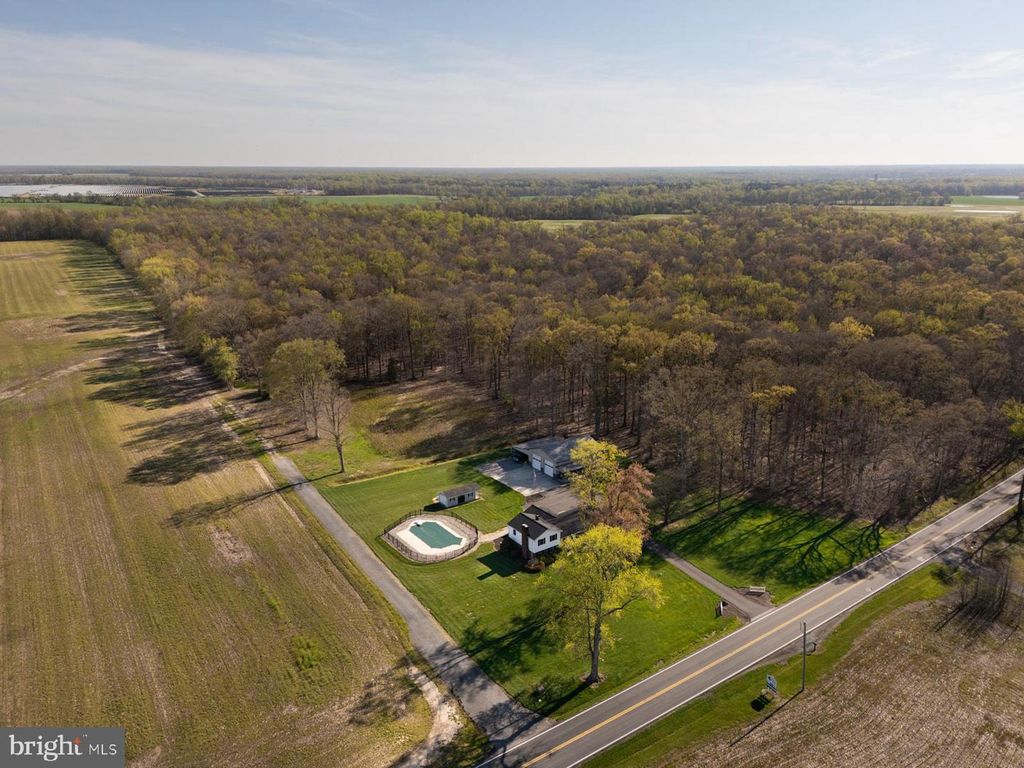 Image 54 of property listing at 34203 CYPRESS RD, Millington, MD 21651