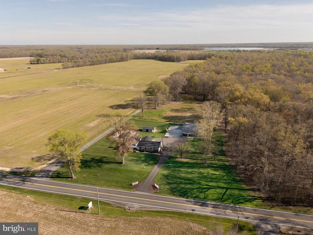 Image 55 of property listing at 34203 CYPRESS RD, Millington, MD 21651