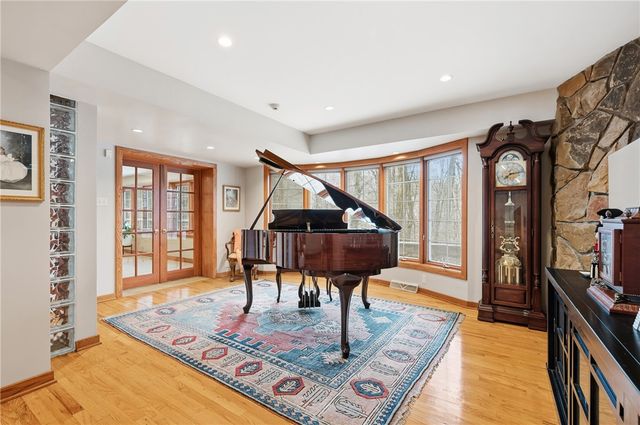 337 Fox Chapel Road, Fox Chapel, PA 15238