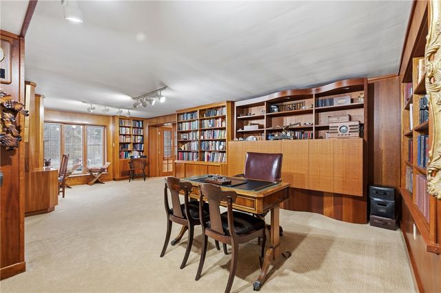 337 Fox Chapel Road, Fox Chapel, PA 15238
