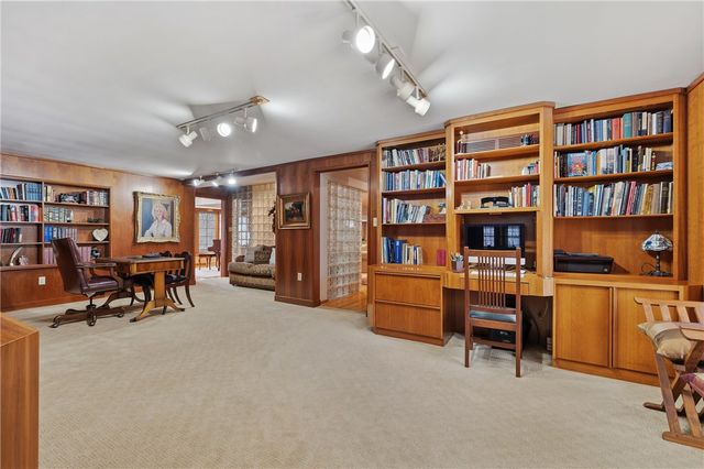 337 Fox Chapel Road, Fox Chapel, PA 15238