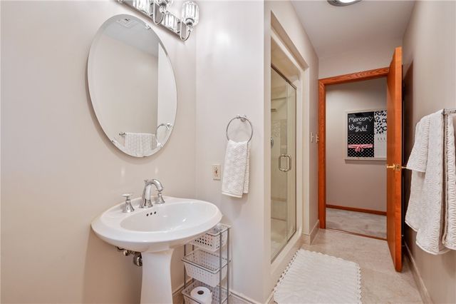 337 Fox Chapel Road, Fox Chapel, PA 15238