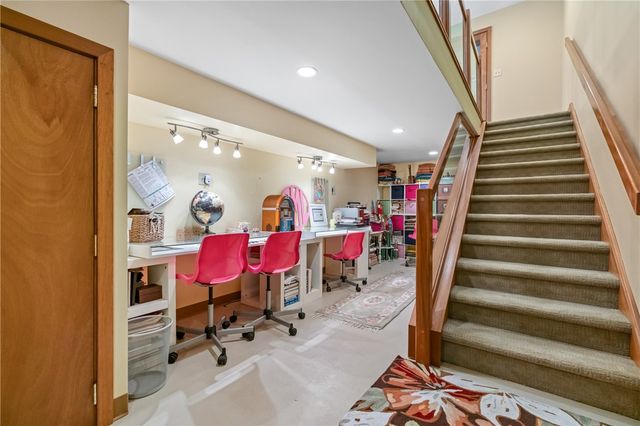337 Fox Chapel Road, Fox Chapel, PA 15238