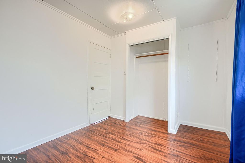 Image 36 of property listing at 111 DIHEDRAL DR, Baltimore, MD 21220