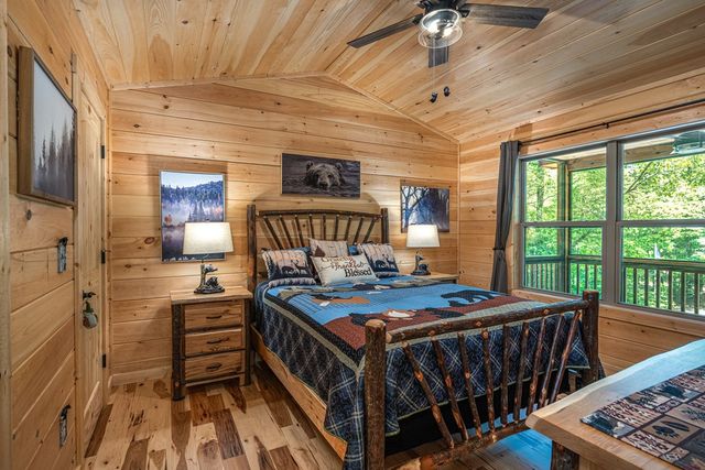 297 Summitt Lane, Murphy, NC 28906
