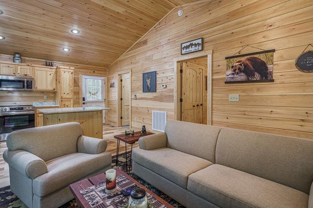 297 Summitt Lane, Murphy, NC 28906