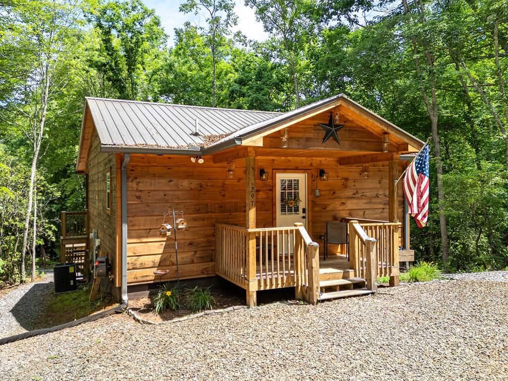 297 Summitt Lane, Murphy, NC 28906