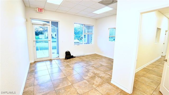 4989 Royal Gulf CIR, Fort Myers, FL 33966