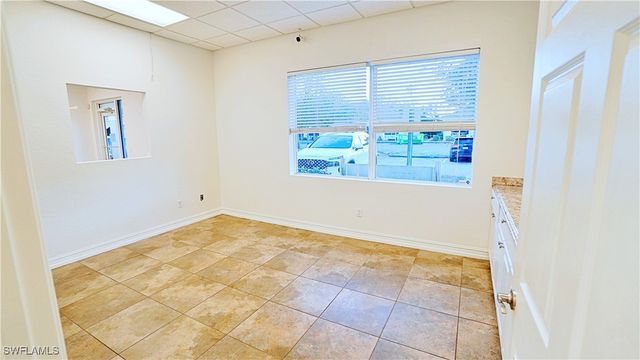 4989 Royal Gulf CIR, Fort Myers, FL 33966