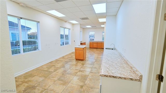 4989 Royal Gulf CIR, Fort Myers, FL 33966