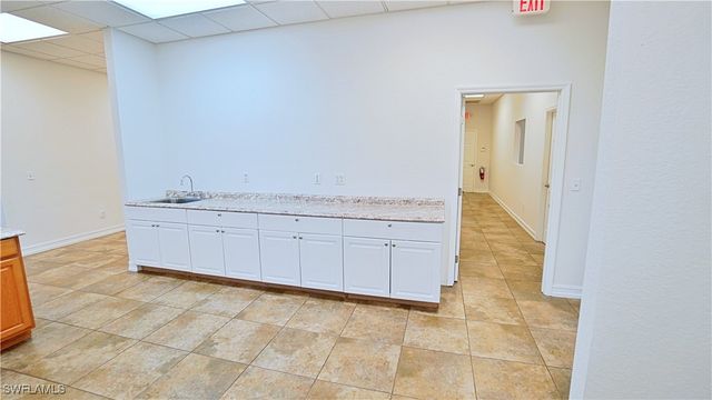 4989 Royal Gulf CIR, Fort Myers, FL 33966