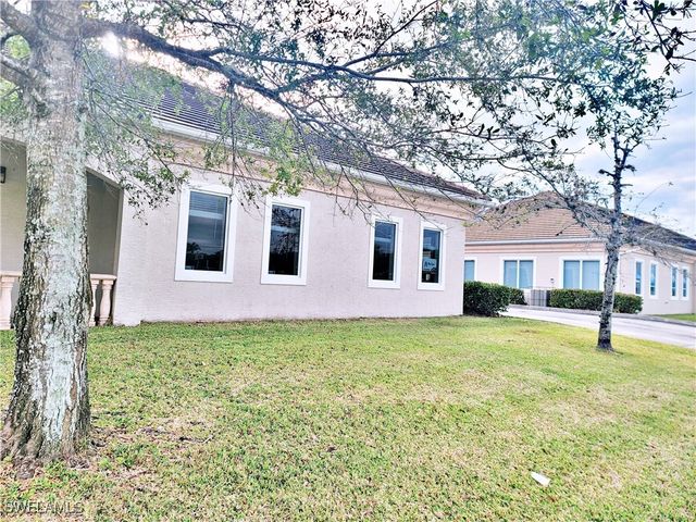 4989 Royal Gulf CIR, Fort Myers, FL 33966