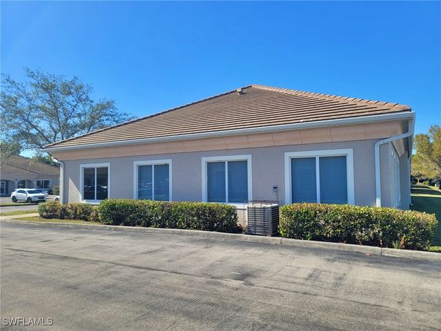 4989 Royal Gulf CIR, Fort Myers, FL 33966