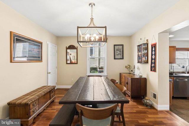 5941 FALLS RD, Baltimore, MD 21209