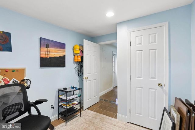 5941 FALLS RD, Baltimore, MD 21209
