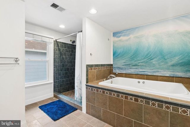 5941 FALLS RD, Baltimore, MD 21209