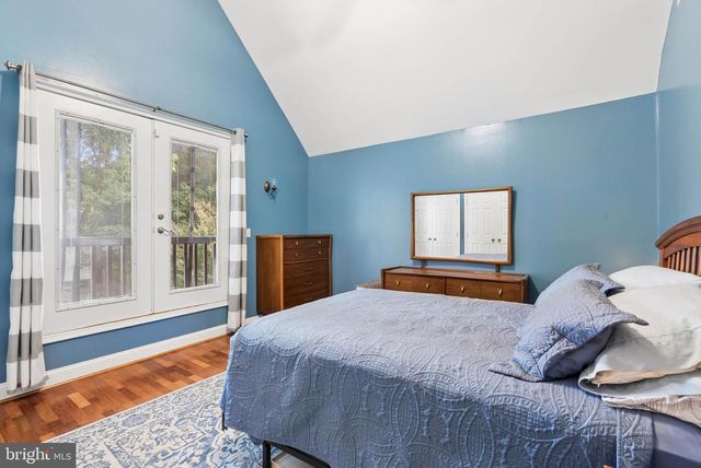 5941 FALLS RD, Baltimore, MD 21209