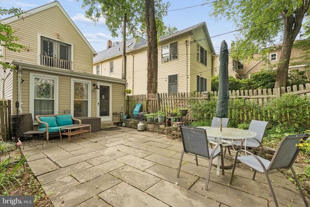 5941 FALLS RD, Baltimore, MD 21209
