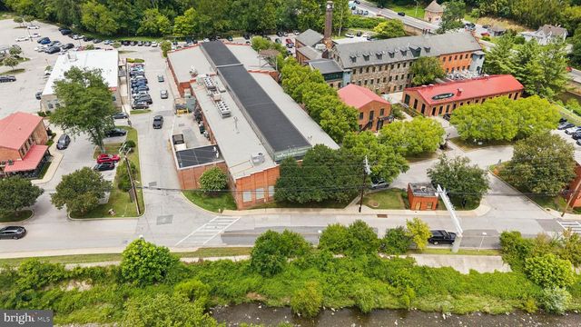 5941 FALLS RD, Baltimore, MD 21209