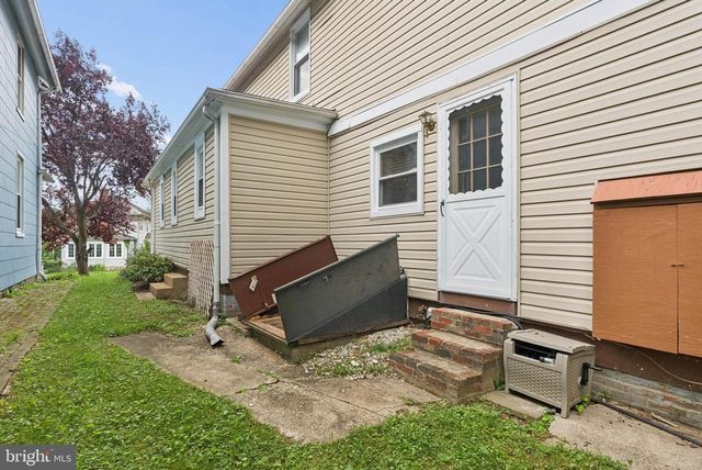 5941 FALLS RD, Baltimore, MD 21209
