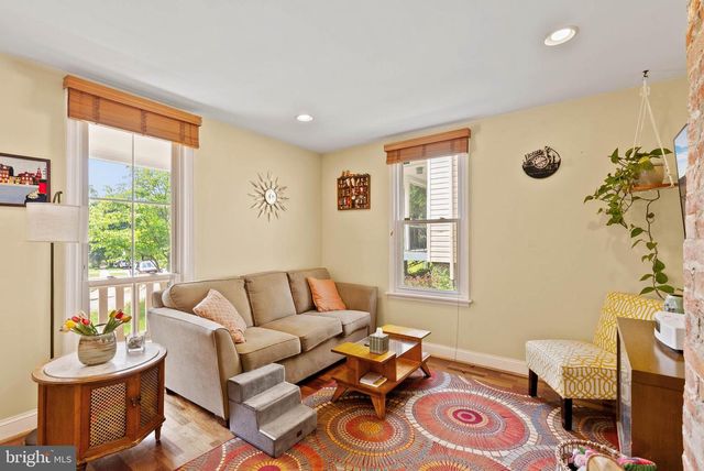 5941 FALLS RD, Baltimore, MD 21209