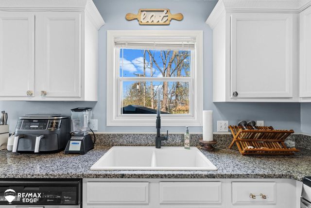 226 Woodbine Drive, Milford Twp, MI 48380