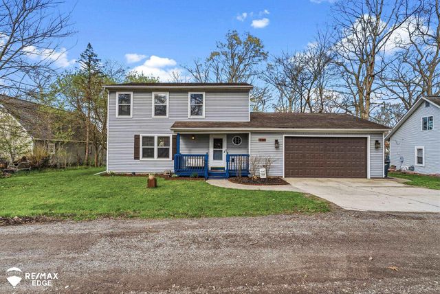 226 Woodbine Drive, Milford Twp, MI 48380