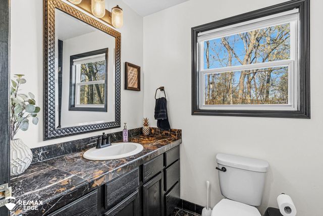 226 Woodbine Drive, Milford Twp, MI 48380