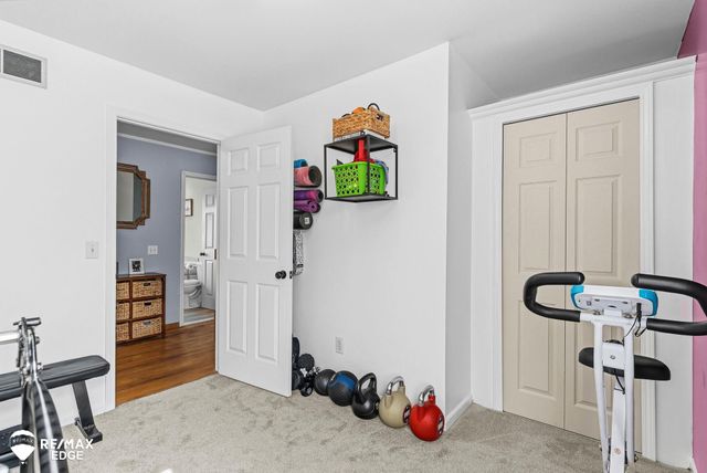 226 Woodbine Drive, Milford Twp, MI 48380