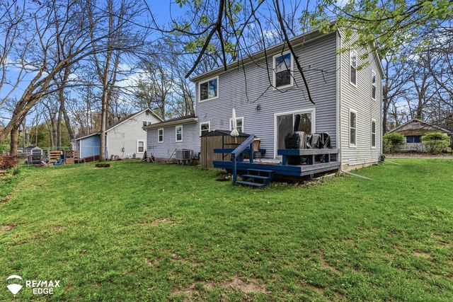 226 Woodbine Drive, Milford Twp, MI 48380