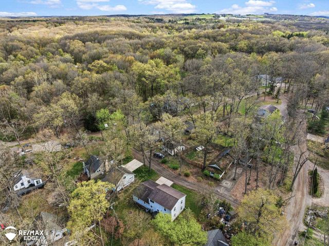 226 Woodbine Drive, Milford Twp, MI 48380