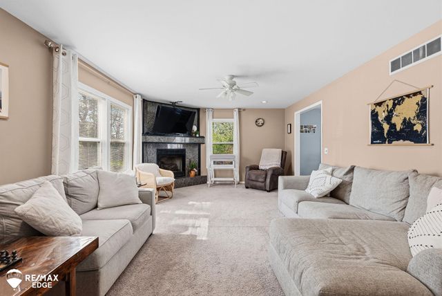 226 Woodbine Drive, Milford Twp, MI 48380