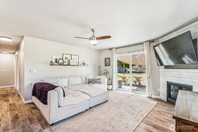 9120 Johnson Road, Anderson Island, WA 98303
