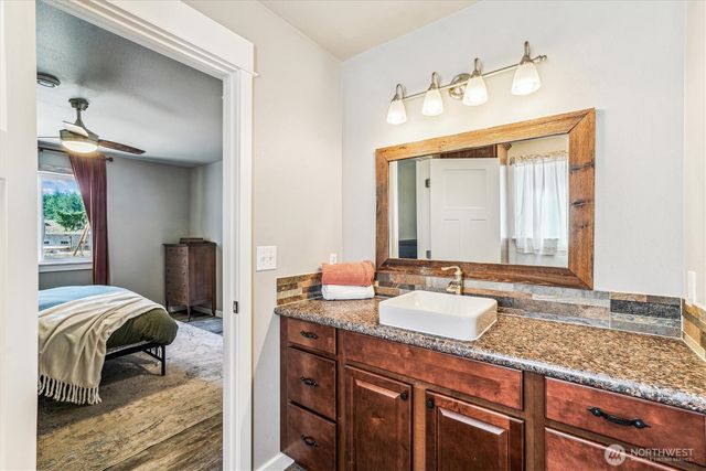 9120 Johnson Road, Anderson Island, WA 98303