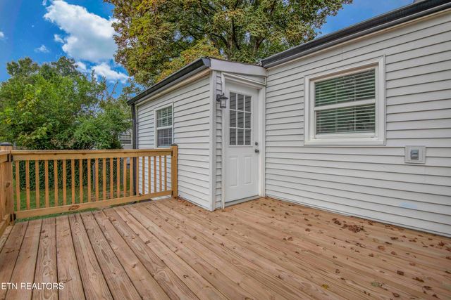 310 Canterbury Drive, Knoxville, TN 37920