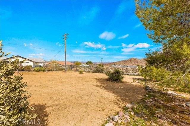 61746 Melton Trail, Joshua Tree, CA 92252