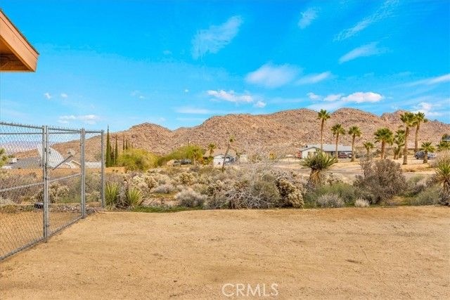 61746 Melton Trail, Joshua Tree, CA 92252