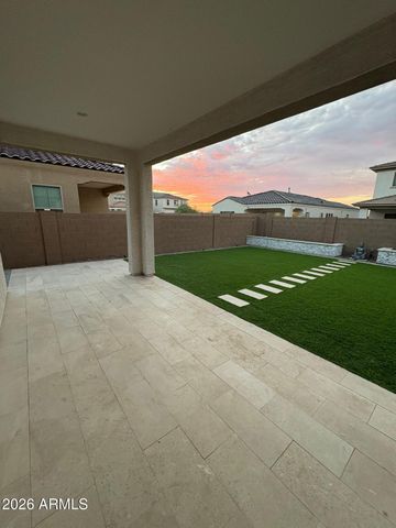7710 W Crabapple Drive, Peoria, AZ 85383